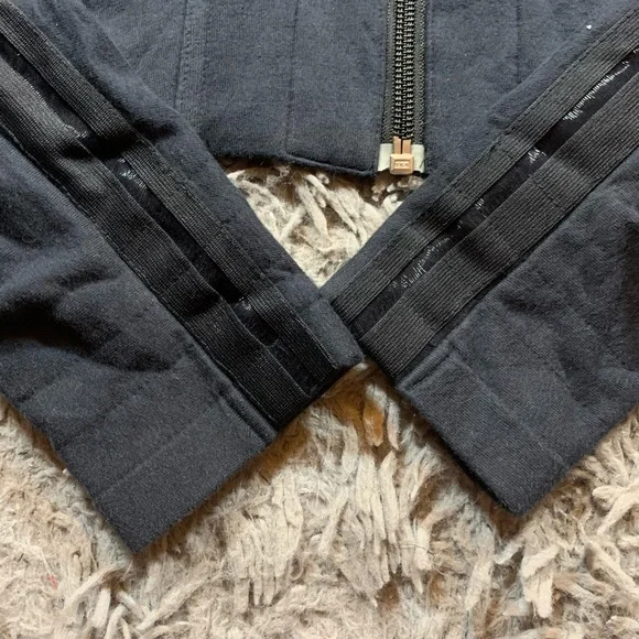 Vintage Y2K Black cropped Nike cropped zip up top sz S - Picture 9 of 14